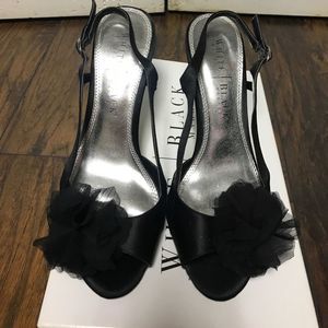 White house black market heels size 7.5
